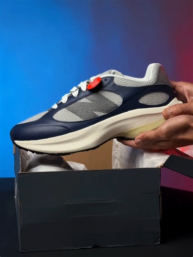 New Balance Navy Sea Salt: Rekomendasi Sepatu Sneakerhead