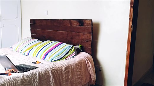 Cheap and easy DIY tufted headboard.