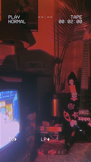 Retro bedroom CRT VHS 🎸⚡️📹 #retro #bedroom #music #1980s #rock