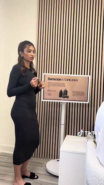 Intro to Acrylic Training: Online & In-Person Options