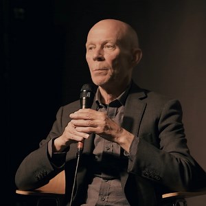 On Monday, for those of you who weren't able to be there, we will be sharing an exclusive video of Vince Clarke & Daniel Miller's recent 'In Conversation' event at London's Rough Trade East. Until then, please enjoy this snippet from their chat... Vince Clarke's 'Songs of Silence' album is available to buy, stream and download here: https://mute.ffm.to/vinceclarke_sos | Erasure