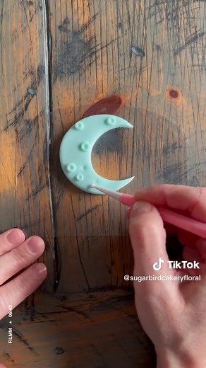 Easy Fondant Moon Cupcake Topper Tutorial