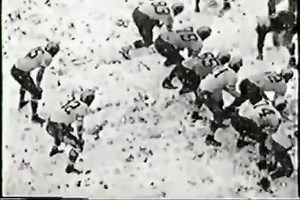 🏈On December 19, 1948 the 16th NFL Championship Game took place at Shibe Park in Philadelphia. The Philadelphia Eagles shutout the Chicago Cardinals 7-0 in a snowstorm. It was the first NFL championship game to be televised and due to heavy snowfall, the grounds crew needed the help of players from both teams to remove the tarp from the field. The Eagles won their first NFL title with a 7–0 win; it was the first title for Philadelphia since 1926, when the Frankford Yellow Jackets won the league