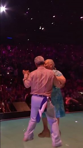 Karol G’s performance of Si Antes Te Hubiera Conocido was 🤌💖 #VMAs #VMA #mtvmusic #karolg