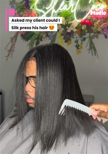 Memphis-Inspired Silk Press Styling