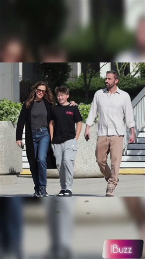 Ben Affleck & Jennifer Garner Back Together?! 👀