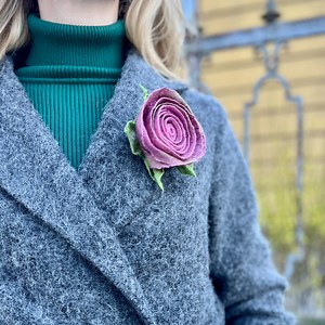 Felted Rose Brooch: Handmade Merino Wool Flower Pin - Etsy
