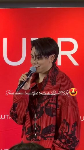 Is this "Dunk/my bro effect"🤭..after their event yesterday bumalik na ulit ung masigla at palangiting Joong😍💜💜🥑🌻 #JoongArchen #JoongDunk | Phi Lotus