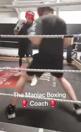 Boxing isn’t just for able-bodied athletes — amputees can box, train hard, and transform their lives through it. 🥊🔥 Amputee boxing builds: 💥 Confidence 💥 Balance & coordination 💥 Core strength 💥 Mobility & stability 💥 Mental toughness 💥 Real-world self-defence skills Every session improves movement, posture, energy and control. Boxing helps amputees develop power, timing and accuracy in a safe, structured way — adapting stance, footwork, angles and techniques to suit their body. It’s not