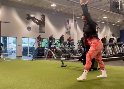 Gym Stretch and Workout Routine for a Fit Life