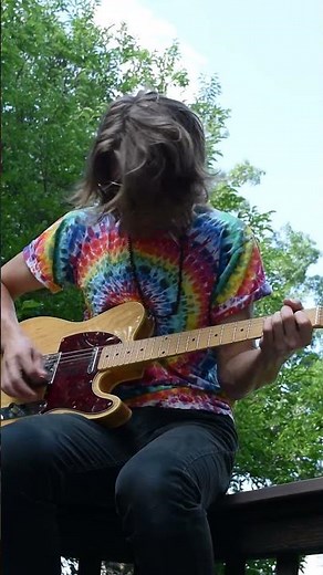 A Quick Riff! - "Not Fade Away" - River Lynch (Buddy Holly cover)