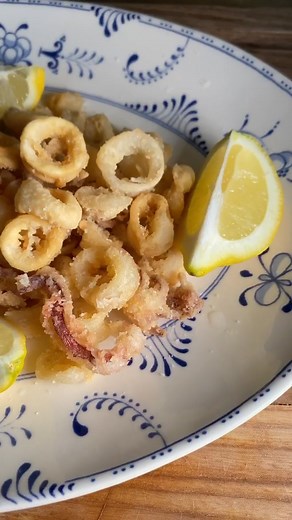 Delicious Italian Fried Calamari Recipe