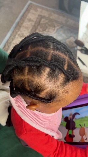 Olivia Chukwu on Instagram: "African threading hairstyle tutorial using yarn. More detailed video on my YouTube (Olivia Chukwu) or click link in profile Facebook page - Hair Tutorials #hairstyles #hairstyle #hairtutorial #naturalhair #naturalhairstyles #kidshairstyles #protectivestyles #olivia_ogesam"