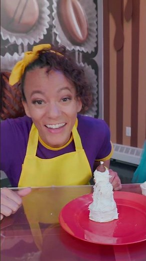 Let's Decorate a Cake with Meekah! 🧁🎨 Holiday Fun! #Shorts #Meekah