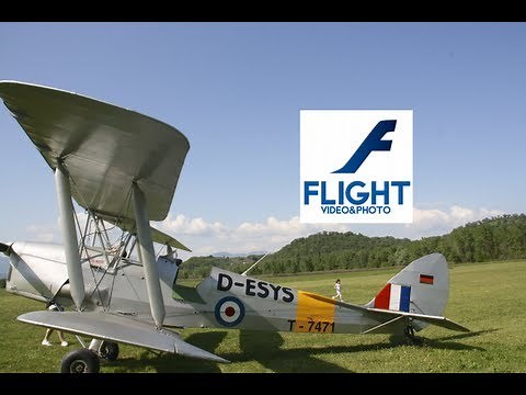 Biplane: de Havilland DH.82 Tiger Moth "The English Patient"