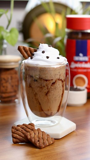 27K views · 140 reactions | Choco Chip Frappe ✨ A frappe a day keeps...