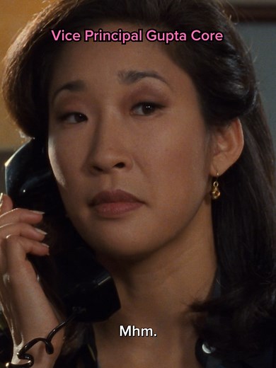 The Princess Diaries Streaming on Disney | Queen's Coming