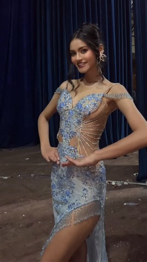 Jessica Singh Thakuri on Instagram: "So in love w/ my look and the gown🫶🏻🤭😍 Wearing this beautiful creation by: @manis_rai HMUA💄: @binu__shrestha @mamata_rai Honored to be part of the grand finale of Face of Super Models as a judge. It was a wonderful experience witnessing so much talent and hard work. Grateful for the opportunity to serve as a judge. Heartfelt congratulations to the entire team on such a memorable and successful show. @events_everest . . . . . . . #pageant #nepal #pageantr