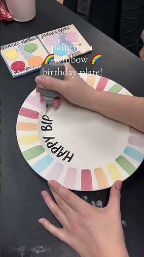 How to decorate a birthday plate ❤️ ••• Follow @paintingwithgillian for more!