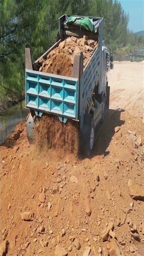 EP478 Best Skills Komatsu D53A Dozer Pushing Stone Into Water & 5T Trucks Dumping