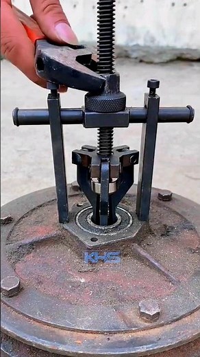 three-jaw bearing puller, It's a amazing work.