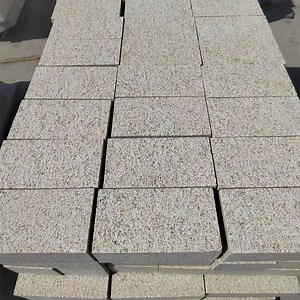 [Hot Item] Bush Hammered Granite Stone Pavement G350 Rustic Yellow Granite Street Pavers