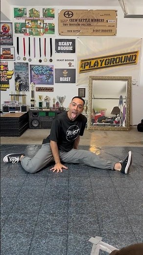 Jazz Split Tutorial 📚 #dance #dancemoves #tutorial #dancer #dancevideo #breakdance