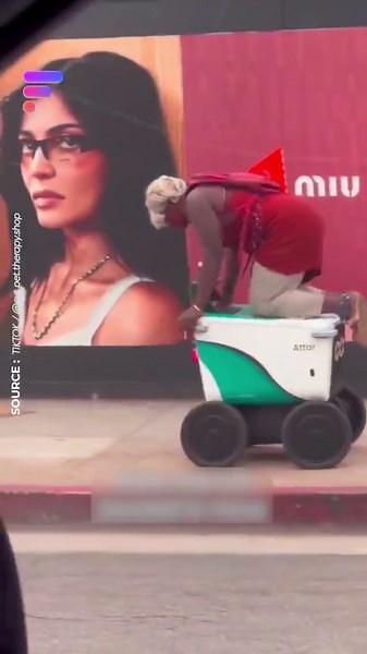 On débat encore du remplacement humain par les robots.  Les chercheurs ont répondu à cette question il y a 50 ans.  Le vrai sujet pour un dirigeant n'est plus "robot ou humain".  C'est : comment… | Wilfried de Renty | 39 commentaires