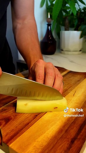 Friends, Family & Tesco’s Finest Ribeye Steak. I’ve teamed up with @Tesco to celebrate the launch of their latest Food Love Stories campaign where we’re celebrating the power of food and how it brings people together. Selected Tesco Finest steaks are now on Clubcard Prices with your Clubcard or app. #ribeyesteak #ad