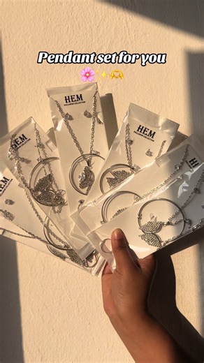 Beautiful Pendant Sets for Your Jewelry Collection