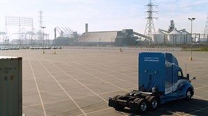 Innovation news from the Consumer Electronics Show! Our parent company PACCAR displays their innovative Electric and Hydrogen fuel cell trucks at the CES in Las Vegas. Do you think this is the future? Watch the video now! #CES2019 Kenworth Truck Co. Toyota USA | DAF Trucks N.V.