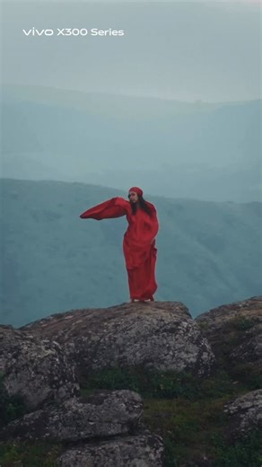 Filmed in 4k 120 FPS Slo-mo Dolby Vision with the vivo X300 Pro. A fashion shoot but reimagined in slow motion. Buy now on vivo.com/in #vivoX300Series #vivoIndia #ZeissImageGoFurther #GoIntoTheWild | vivo