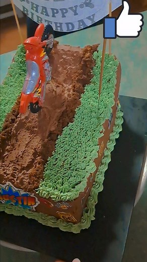 Dirt bike cake 🏍 #dirtbike #dirtbikekidz @topfans | Cass's Cookies n Cakes