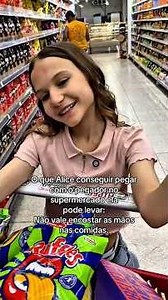 Tudo que Alice conseguir pegar com o pegador de macarrão no supermercado, ela pode levar.