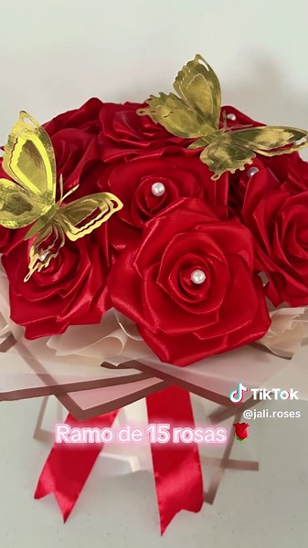 Ya podes pedir tu bello ramo de rosas eternas con nosotros 🌹 bello, bonito y barato 😉👑💵 #EternalRoses #eternalroses #eternalroses🌹 #RosasEternas #rosaseternas🌹 #RamoDeRosas #nicaragua🇳🇮 #personaespecial