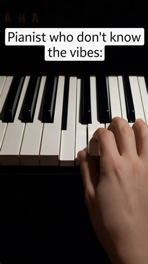 Left hand piano mastery: Watch an epic performance full of skill
