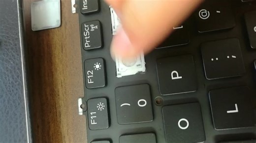 hp笔记本拆键盘键帽X型支架教程