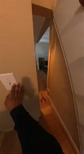 SEARCH WARRANT FOUND IN ROOM #reels #police #search