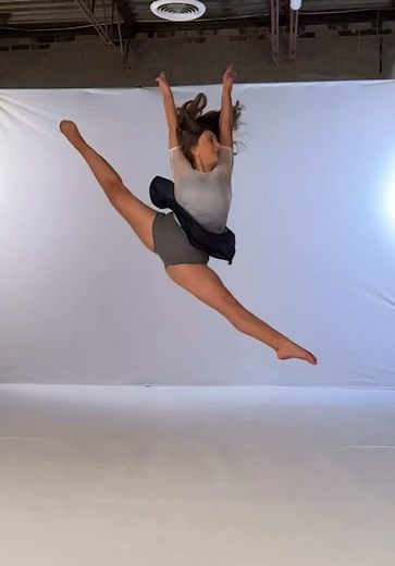 Sarah Ashley Hunt Russian Switch Leap tutorial