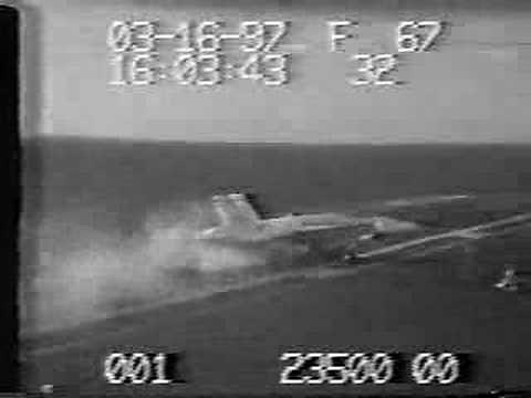F-18 Crash on a Carrier