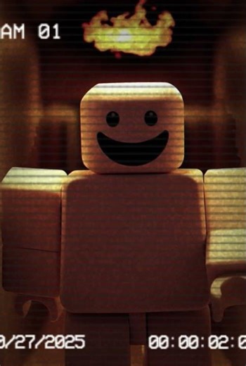 He won't stop SMILING at me... 🙂💀 #RobloxHorror