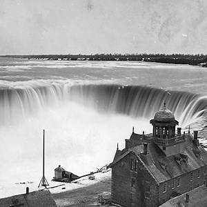 Table Rock Centre has always been at the heart of the traveller's experience. The building you see today was completed in 1927 and last year, an all-new design was unveiled featuring new architectural elements, fast casual food offerings at Table Rock Market and a spectacular new entrance into Journey Behind the Falls. Learn more about the history of Table Rock Centre: niagaraparks.com/tablerock Niagara Parks is closed. We ask you to please support our healthcare workers by staying home. We look