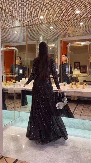 VELVET CLUB CO on Instagram: "Lace + Sparkle 🔥✨"