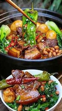 Braised pork with chili peppers, a traditional Chinese dish - The secret of mountain Cuisine