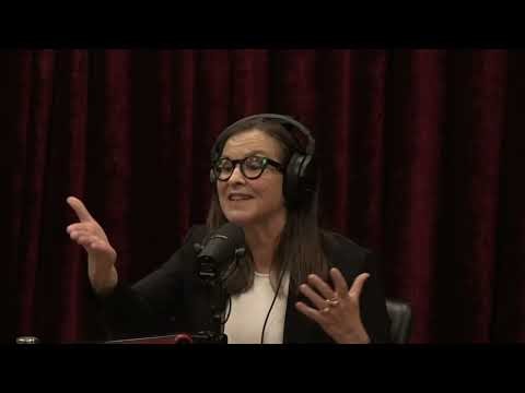 The CIA's UFO Cover Story? Annie Jacobsen Explains
