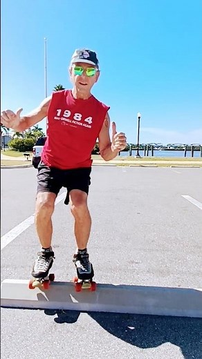 Half cab on a curb! #rollerskating