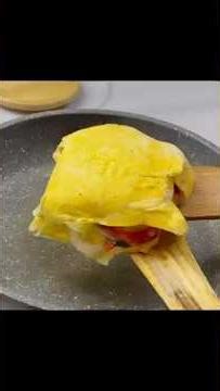 5-Min Cheesy Omelette Bread Wrap | Quick Breakfast Recipe