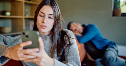 ‘Monkey Branching’ Could Explain Why Narcissists Never Stay Single