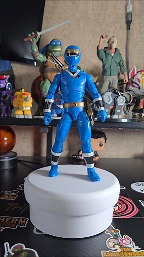 Power Rangers Lightning Collection Mighty Morphin Blue Alien Ranger Figure by Hasbro