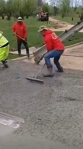 Why Wire Mesh Placement Is Crucial in Concrete Pouring!